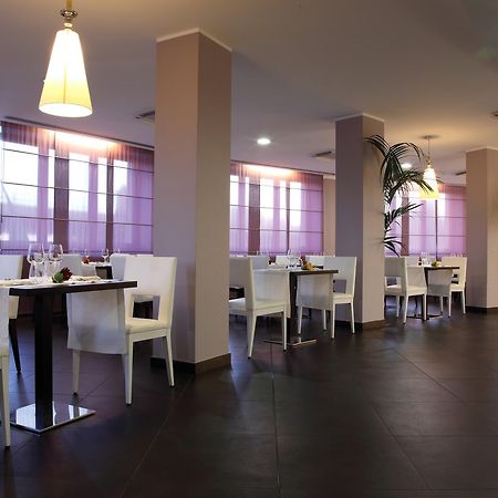 Holiday Inn Genoa City By Ihg Luaran gambar