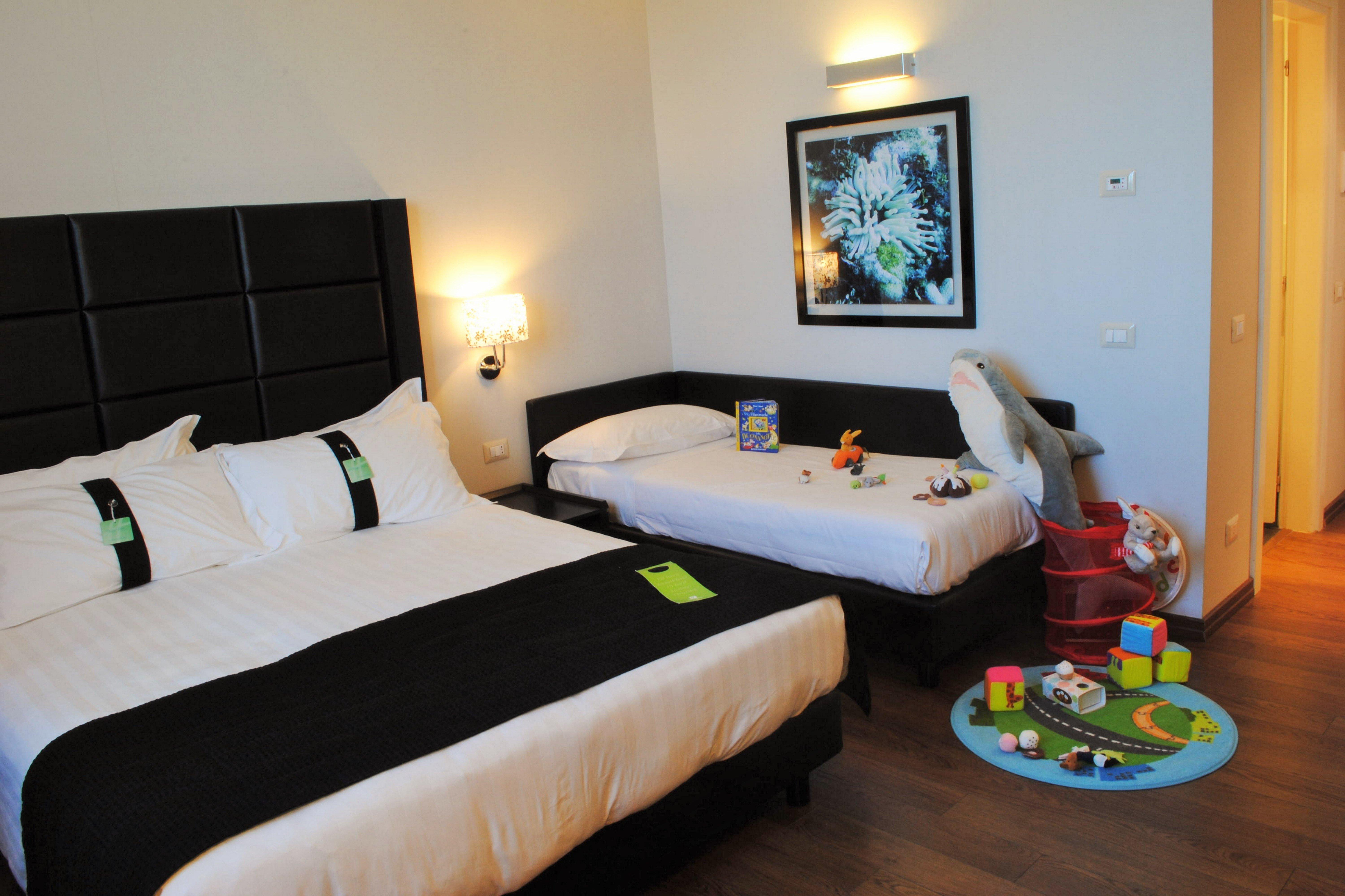 Holiday Inn Genoa City By Ihg Luaran gambar