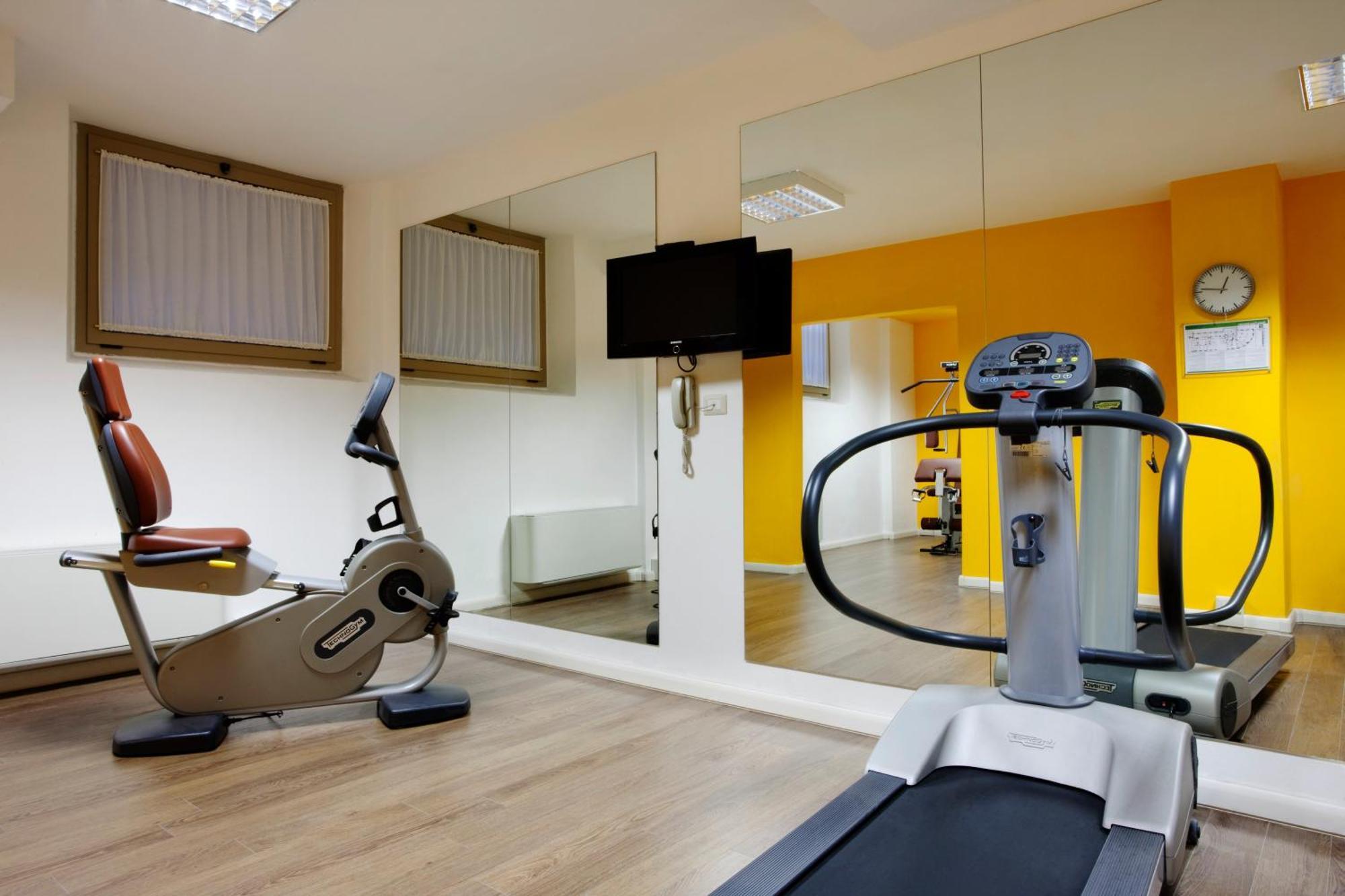 Holiday Inn Genoa City By Ihg Luaran gambar