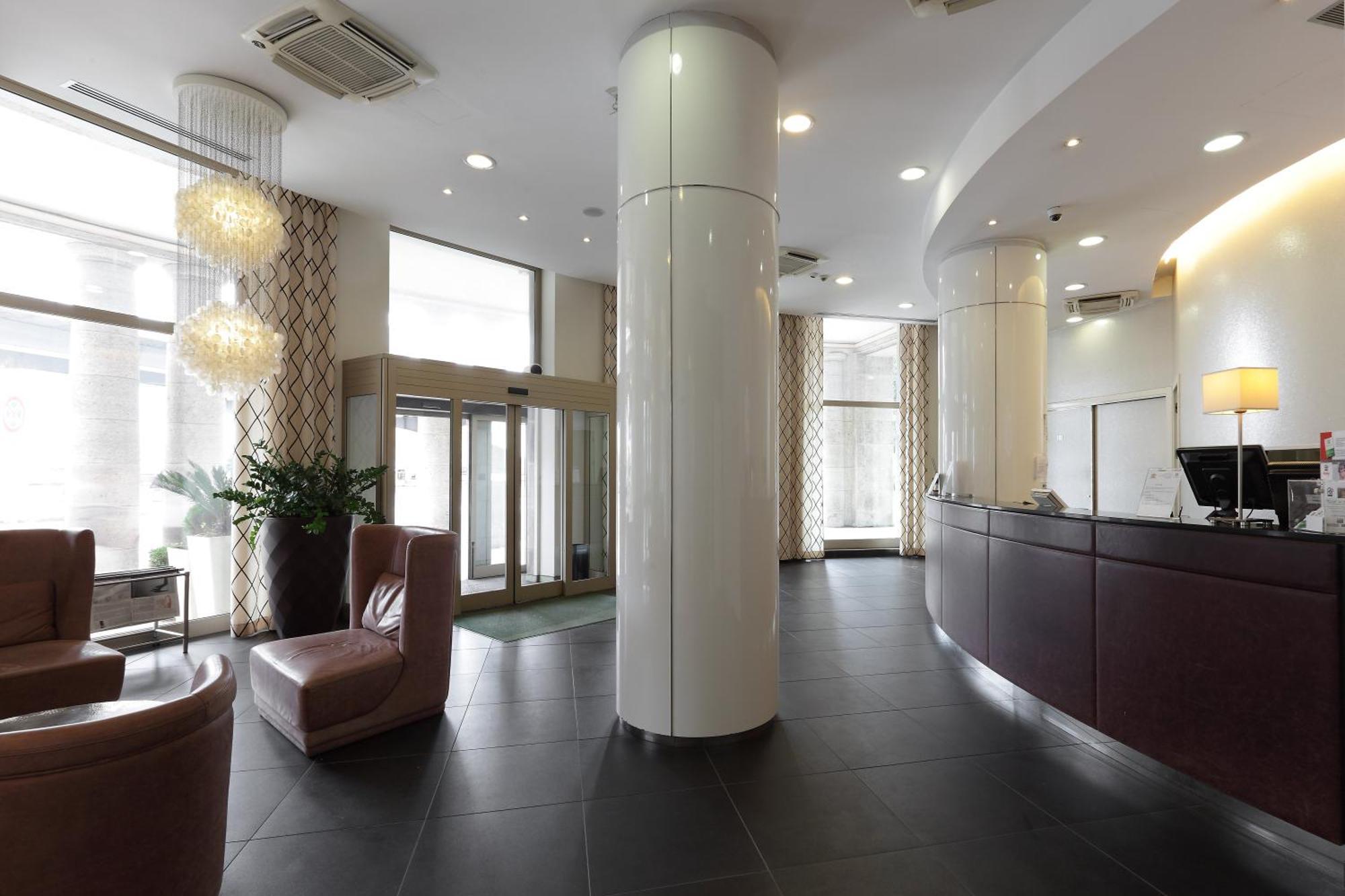 Holiday Inn Genoa City By Ihg Luaran gambar