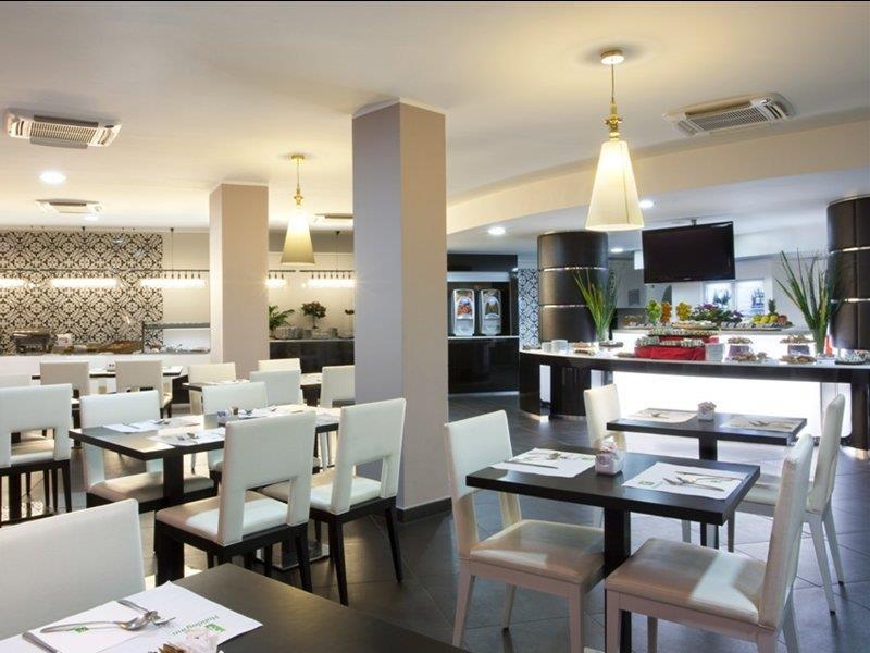 Holiday Inn Genoa City By Ihg Luaran gambar
