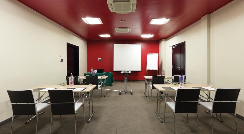 Holiday Inn Genoa City By Ihg Luaran gambar